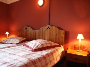 Postel nebo postele na pokoji v ubytování Group Villa with Sauna