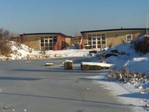 Gallery image of Bungalow in Netherlands with Ship-Like Design in 's-Gravenzande