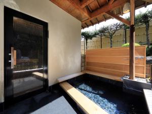 Bassein majutusasutuses 湯元ホテル阿智川 või selle lähedal