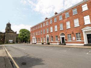 Gallery image of St John's North Hotel Apartments in Wakefield