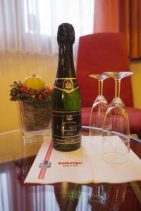 Nápoje v ubytování TOP Hotel Amberger