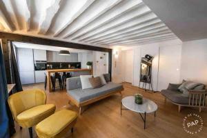 Central & modern flat