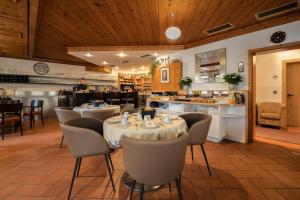 Restaurace v ubytování Aparthotel Zum Schlössl
