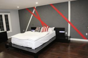 Afbeelding uit fotogalerij van Quiet and Contemporary Home in Markham