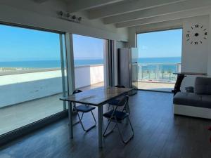 Nespecifikovaný výhled na moře nebo výhled na moře při pohledu z apartmánu
