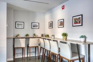 Fotografie z fotogalerie ubytování Hoboken 2BR w Doorman Gym WD nr shuttle NYC-717 v destinaci Hoboken + 25 fotografií