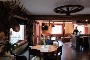 Posezení v ubytování Bed & Breakfast Restaurang Sybarit