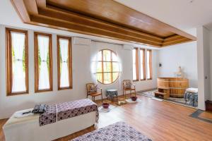Khu vực ghế ngồi tại Hotel Le Temple Borobudur