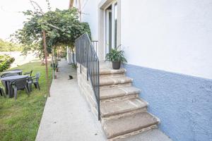 Albergue A Fabrica外面的花园