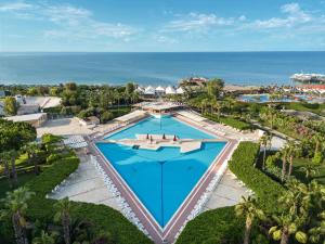The swimming pool at or close to Kaya Belek