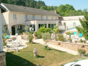 Gallery image of Lud'Hôtel in Savigny-lès-Beaune