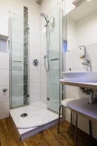 Koupelna v ubytování Flair Hotel zum Storchen