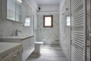 Gallery image of Noname House in Parga