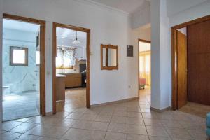 Φωτογραφία από το άλμπουμ του Noname House στην Πάργα +13 φωτογραφίες