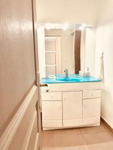 Koupelna v ubytování Magnifique appartement proche de la mer