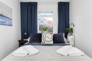 Postel nebo postele na pokoji v ubytování REMOVER MELABRAUT 25-Venture Vacations - The Perfect Base - Near Downtown