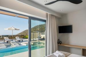 Bazén v ubytování Troia Villas nebo v jeho okolí