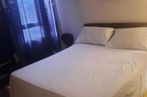 Postel nebo postele na pokoji v ubytování Colocation ROOMS