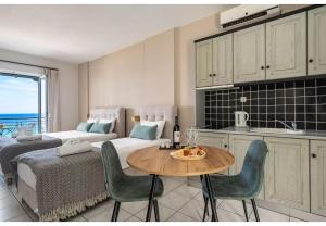 Postel nebo postele na pokoji v ubytování Sunset Triple 2 + 10 fotografií