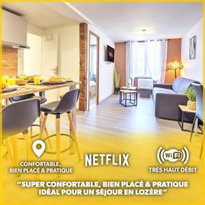 Le Sabot - Netflix/Wi-Fi Fibre/Terasse - 4 pers في Banassac: توفير مطبخ وغرفة معيشة في شقة