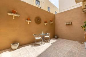 Patio o area all'aperto di Maisonette filled with Maltese charm in the south of Malta