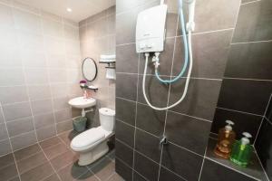 Koupelna v ubytování Netizen Cozy Suite By GUESTONIC