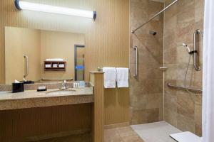 Koupelna v ubytování Hampton Inn Abilene