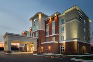 eine Darstellung der Vorderseite eines Hotels in der Unterkunft Homewood Suites by Hilton Kalamazoo-Portage in Kalamazoo