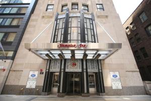 a rendering of the entrance to the savannah city building at Hampton Inn Chicago Downtown/N Loop/Michigan Ave in Chicago