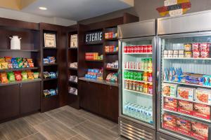 Supermercato o altri negozi dell'hotel o nelle vicinanze