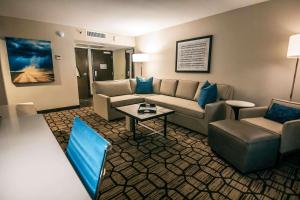 Posezení v ubytování Doubletree By Hilton Lubbock - University Area