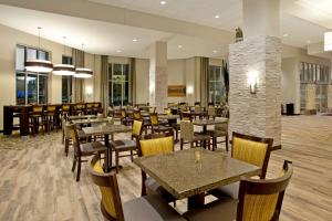 Restaurace v ubytování Hampton Inn & Suites - Minneapolis/Downtown