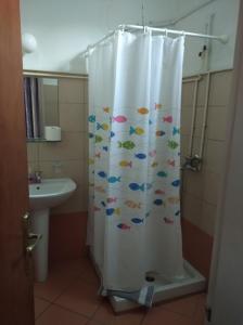 Ένα μπάνιο στο Hotel Ion +68 φωτογραφίες