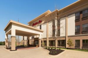 a rendering of a hotel building at Hampton Inn Zanesville in Zanesville