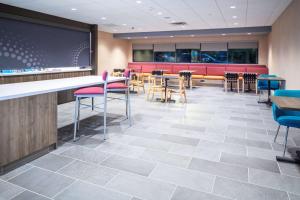 Tru By Hilton Minneapolis Mall of America餐厅或其他用餐的地方