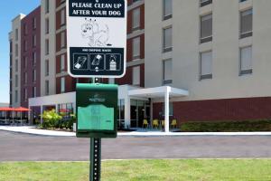 Home2 Suites By Hilton Orlando Near Universal的证书、奖牌、标识或其他文件