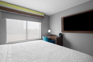 Sjónvarps- og/eða afþreyingartæki á Hampton Inn Phoenix - Biltmore