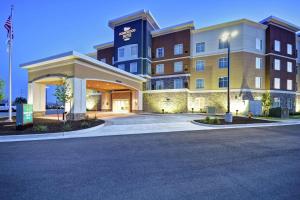 una rappresentazione della parte anteriore di un hotel di Homewood Suites By Hilton Salt Lake City Airport a Salt Lake City