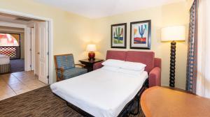Hilton Phoenix Resort at the Peak客房内的一张或多张床位