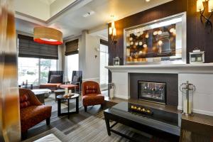 Hilton Garden Inn Austin Round Rock的休息区