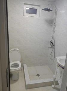 Ванная комната в COZY house მყუდრო სახლი