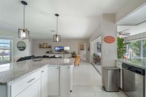 Gallery image of Stylish & Cozy home close to downtown and 10mins to beach in Venice
