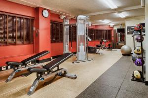 Fitness centrum a/nebo fitness zařízení v ubytování DoubleTree by Hilton Spokane City Center