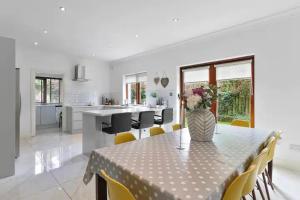 Χώρος καθιστικού στο Large Detached Villa