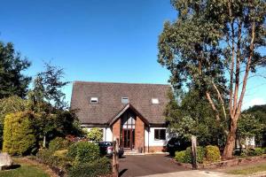 Το κτήριο όπου στεγάζεται  η βίλα