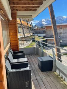 Balkón nebo terasa v ubytování Chamrousse a 50m des pistes appart 4/6