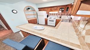 Kuchyň nebo kuchyňský kout v ubytování Villa Sonari 3, Inside a private complex of 4 by Kivoya