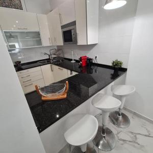 Kuchyň nebo kuchyňský kout v ubytování Kubata T1 + 2 fotografie