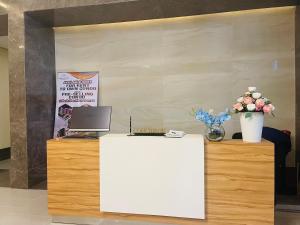 Vstupní hala nebo recepce v ubytování Hotel Vibe in Manhattan Plaza, Araneta City, Cubao
