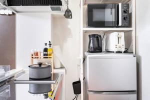 Dapur atau dapur kecil di Station front Hommachi Shinsaibashi 605